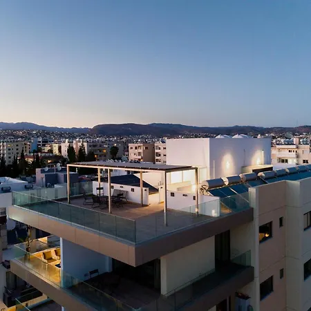 Spacious Vacation Home Near The Beach In Central Limassol All Yours Lejlighed Limassol